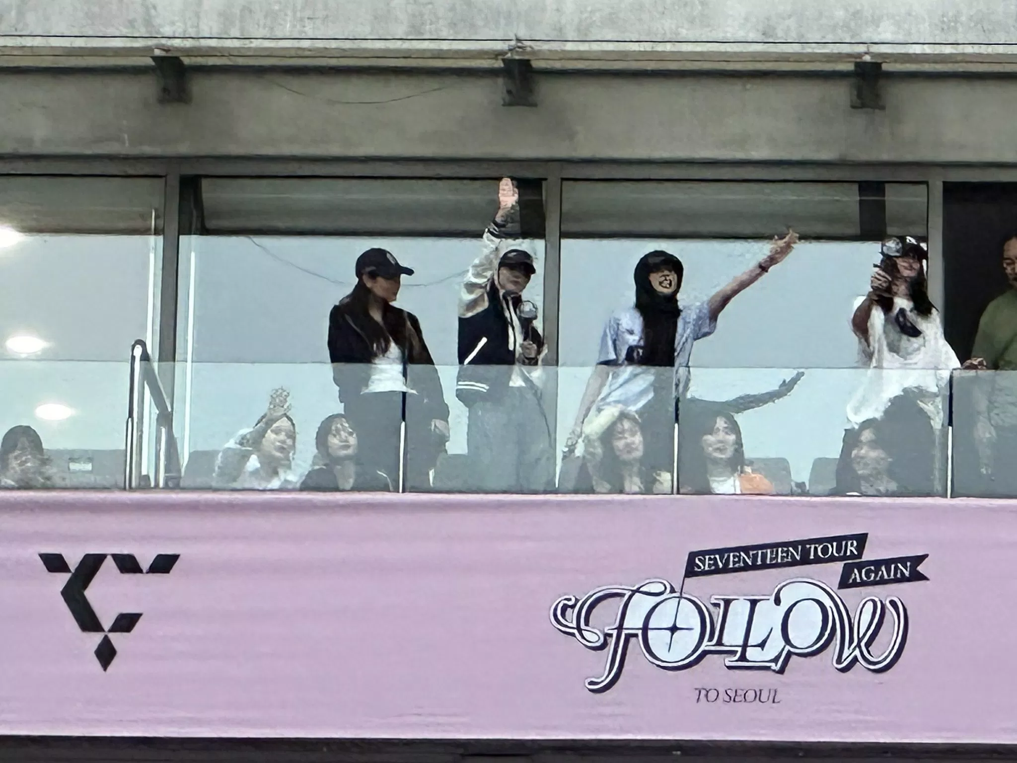 Jennie tham dự concert của SEVENTEEN (Ảnh: Internet)