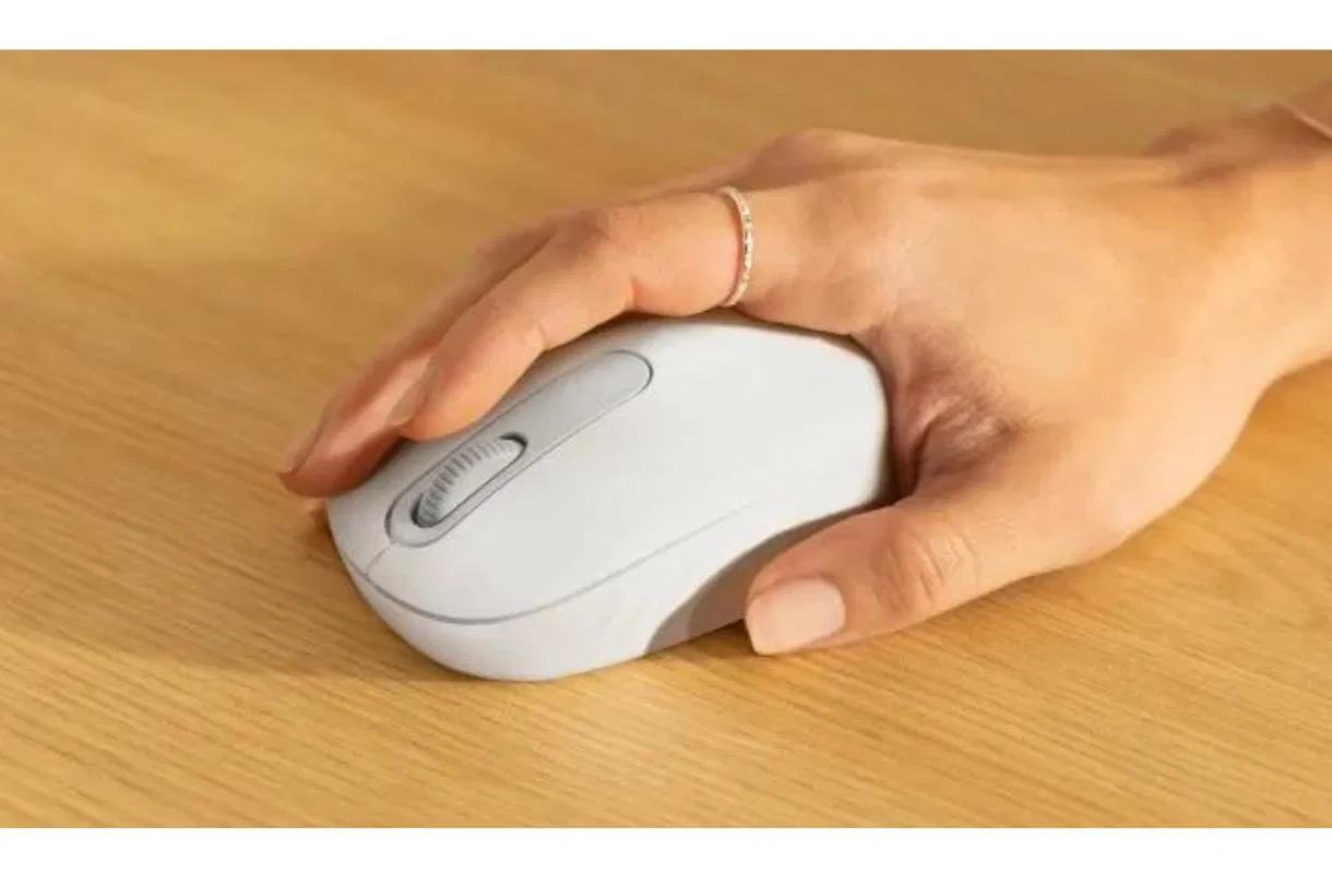 Logitech M196 với phối màu Off White (Nguồn: Internet)