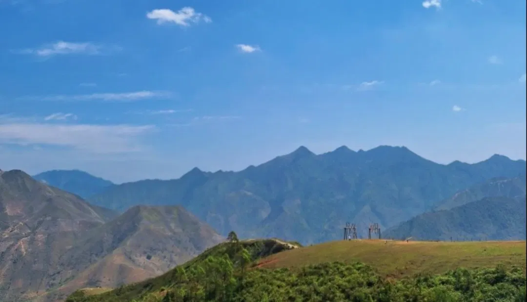 Thảo nguyên từ một góc nhìn khác (ảnh: Ngọc Hiền)