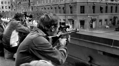 Hội chứng tâm lí Stockholm là một trong những hội chứng tâm lí nổi tiếng nhất với công chúng (Ảnh: Internet)