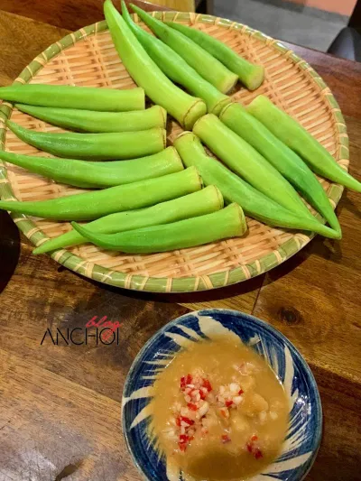 Món đậu bắp chấm chao tại nhà hàng Ớt Hiểm (nguồn: BlogAnChoi)