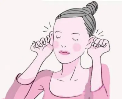 Nóng tai phải nữ là điềm gì