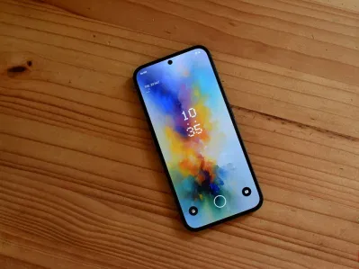 Điện thoại Nothing Phone 2a (Ảnh: Internet)