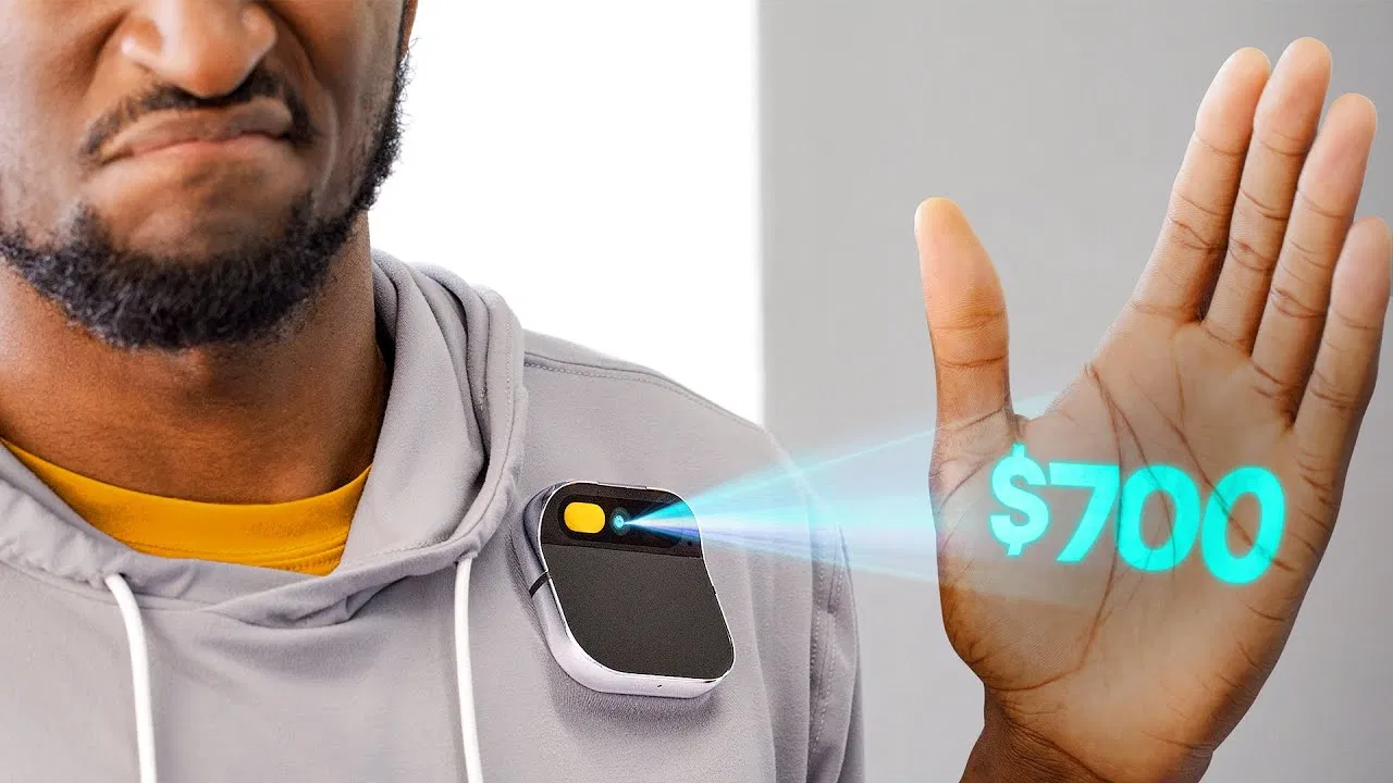 Humane AI Pin có giá bán 700$ khá mắc (Ảnh: Internet)