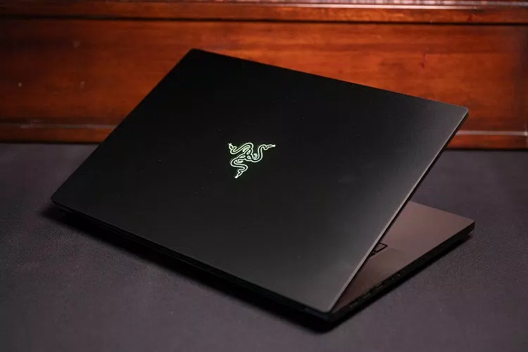 Laptop Razer Blade 16 2024 (Ảnh: Internet)