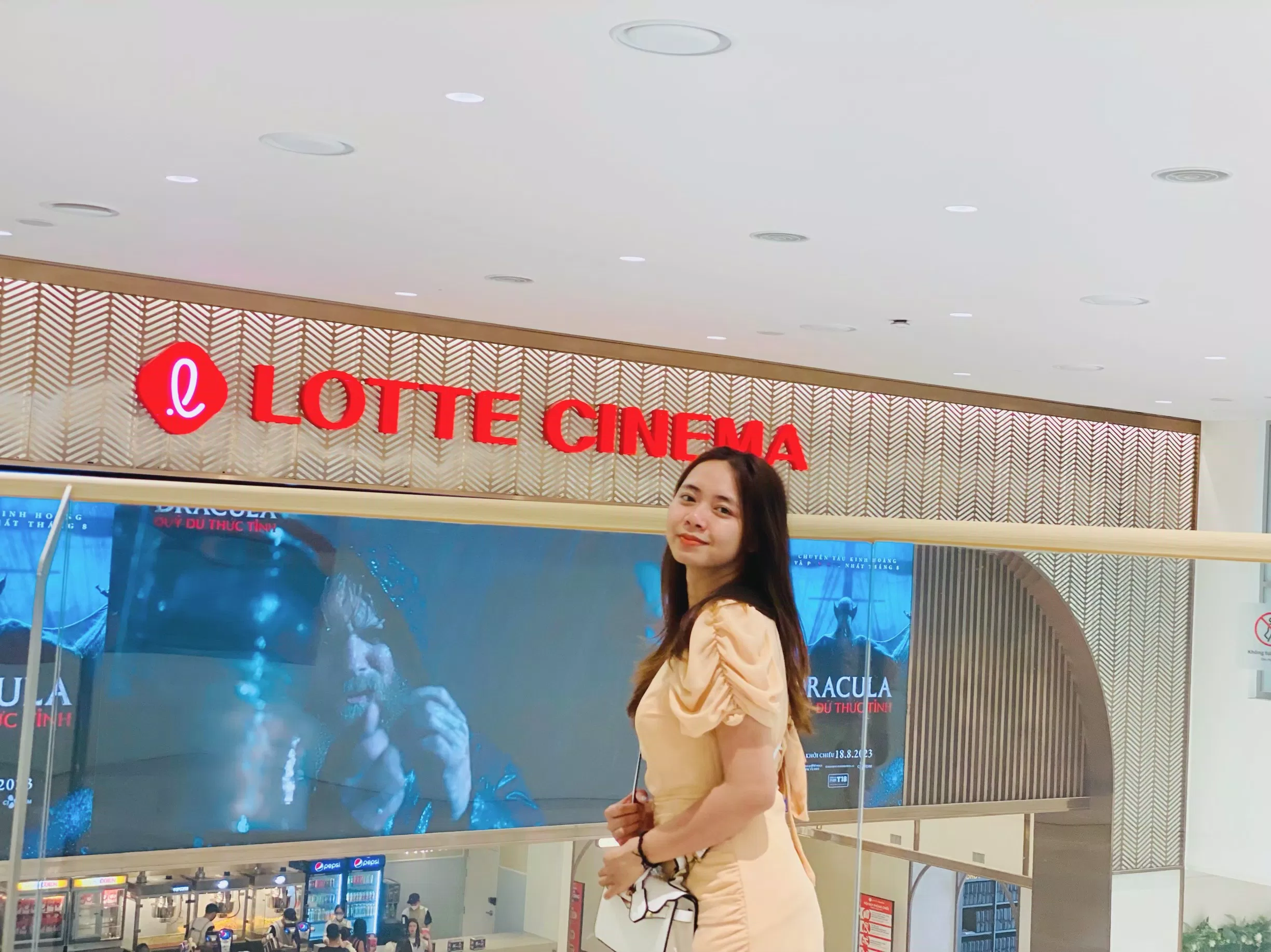 Khu vực rạp chiếu phim của Lotte Mall Tây Hồ. (Ảnh: Kim Cúc)