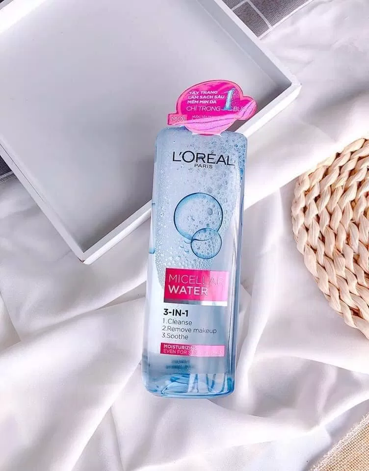 Review nước tẩy trang LOreal Paris Micellar Water Moisturizing: Làm sạch da, dưỡng ẩm hiệu quả! bao bì công dụng dưỡng ẩm giá bao nhiêu hiệu quả Khách hàng L Oreal Paris Micellar Water Moisturizing LOréal LOréal Paris làm sạch làm sạch da Micellar Water nhược điểm nước tẩy trang nước tẩy trang LOreal Phân tích Phân tích thành phần chính review nước tẩy trang Review nước tẩy trang L Oreal tẩy trang thành phần thành phần chính thiết kế thông tin thương hiệu