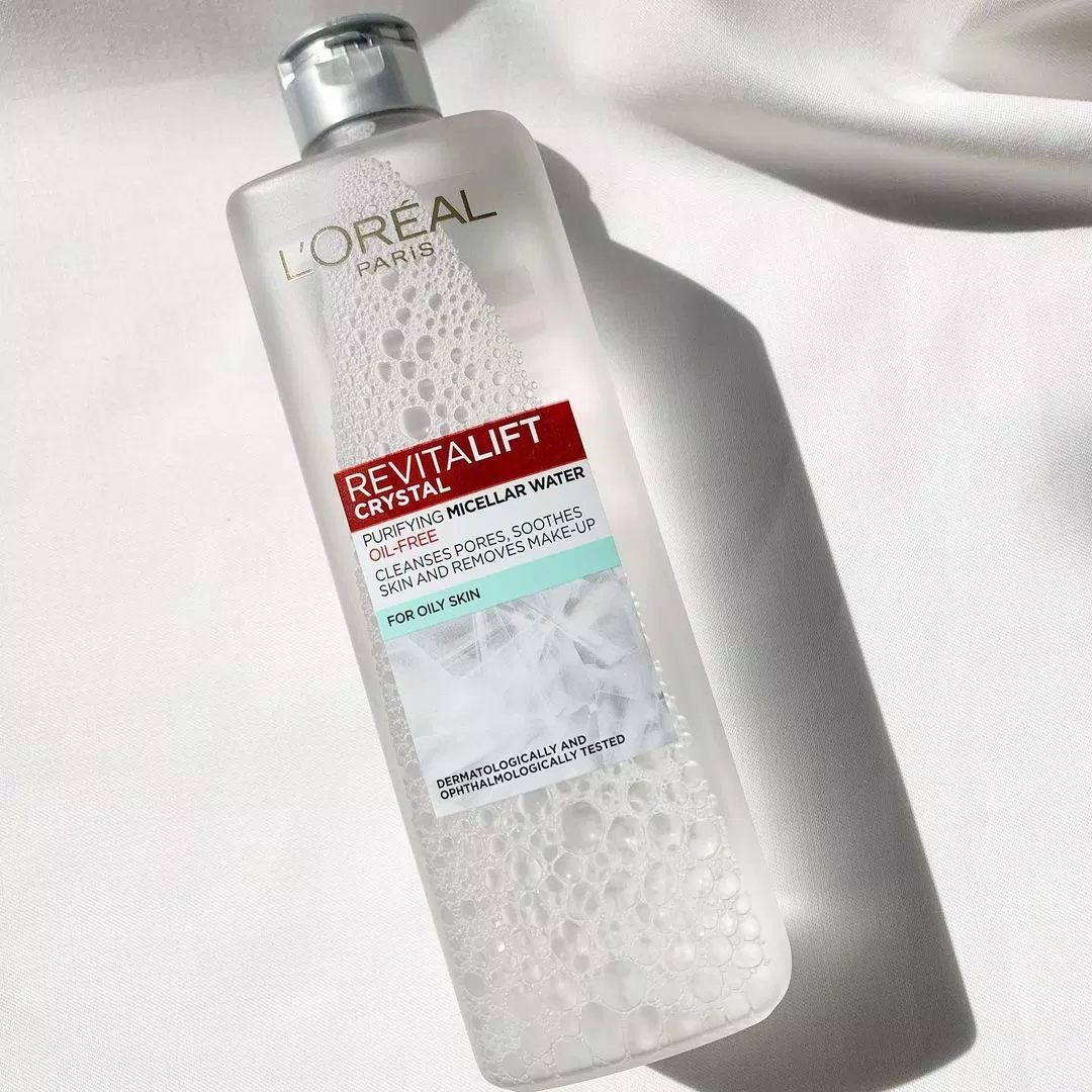 Review nước tẩy trang LOreal Revitalift Crystal Purifying Micellar Water: Làm sạch da, giảm nhờn hiệu quả! bao bì công dụng giá bao nhiêu giảm nhờn hiệu quả Khách hàng L oreal Revitalift Crystal Purifying Micellar Water LOréal làm sạch làm sạch da Micellar Water mỹ phẩm nhược điểm nước tẩy trang nước tẩy trang cho da dầu mụn nước tẩy trang L oreal Revitalift Crystal Purifying Micellar Water nước tẩy trang LOreal Phân tích Phân tích thành phần chính review nước tẩy trang tẩy trang thành phần thành phần chính thiết kế thông tin thương hiệu