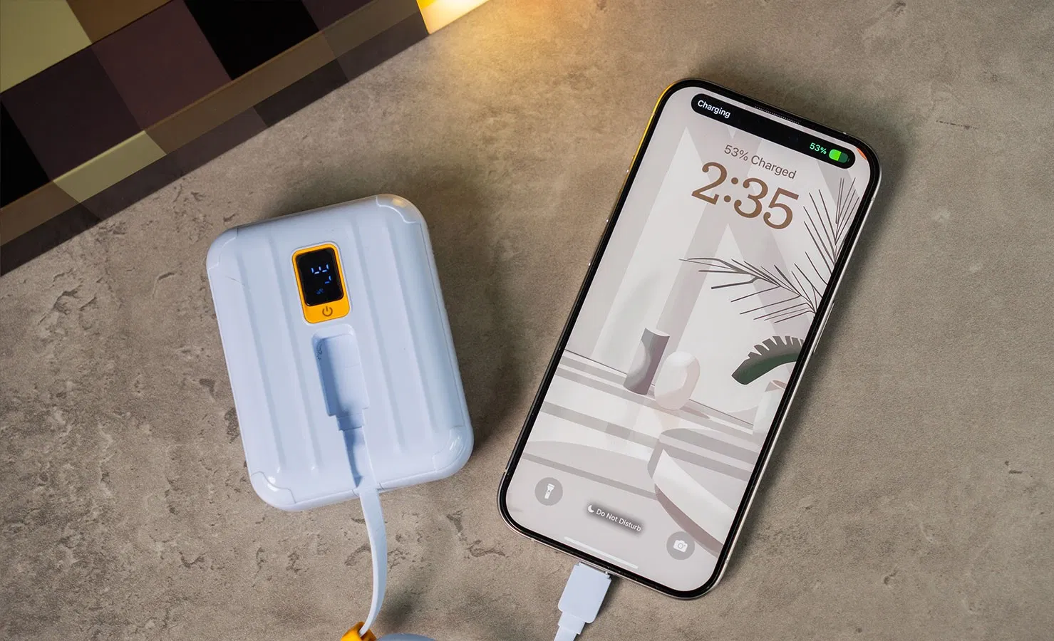 Pisen Power Tiny 30W hỗ trợ sạc tốt cho iPhone 15 (Ảnh: Internet)