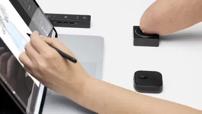 Sử dụng trung tâm thích ứng của Microsoft để thao tác khi vẽ (Ảnh: Internet) Sử dụng trung tâm thích ứng của Microsoft để thao tác khi vẽ (Ảnh: Internet)