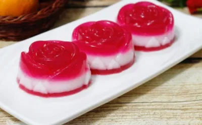 Thạch rau câu thanh long đỏ