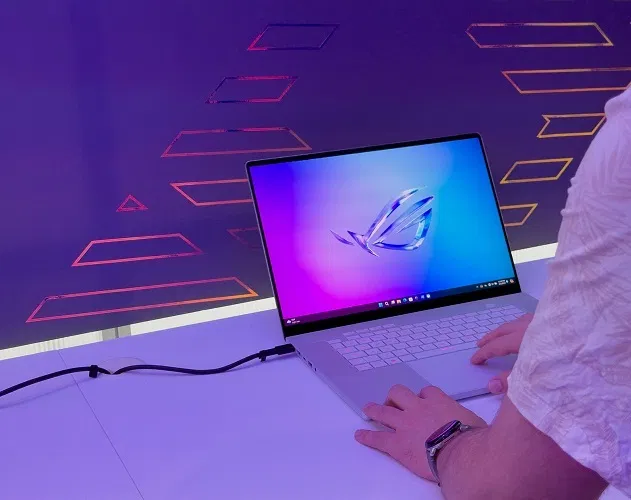 Laptop ASUS ROG G16 AMD (Ảnh: Internet)