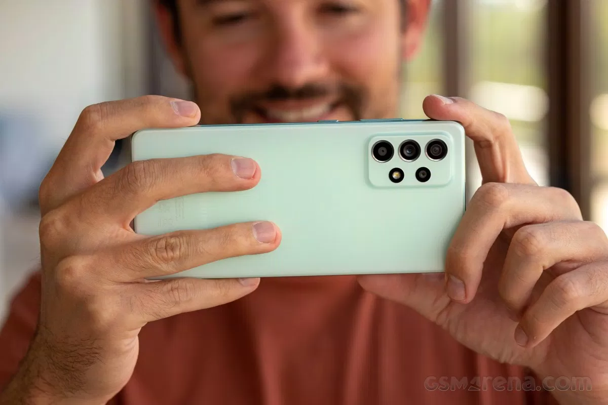 Galaxy A52s 5G (Ảnh: Internet) Galaxy A52s 5G (Ảnh: Internet)