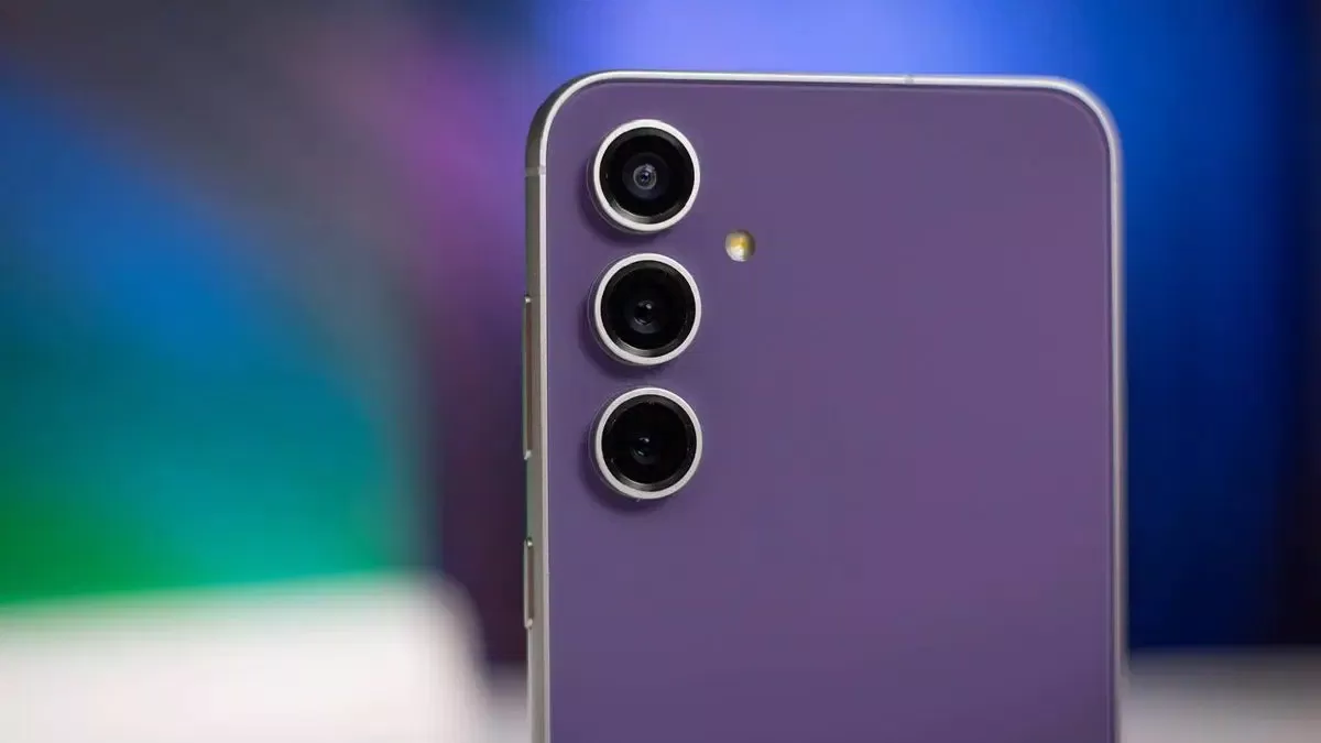 Galaxy S25+, thông tin rò rỉ cho thấy camera chính 50MP và camera selfie 12MP tương tự như như Galaxy S24 (Ảnh: Internet)