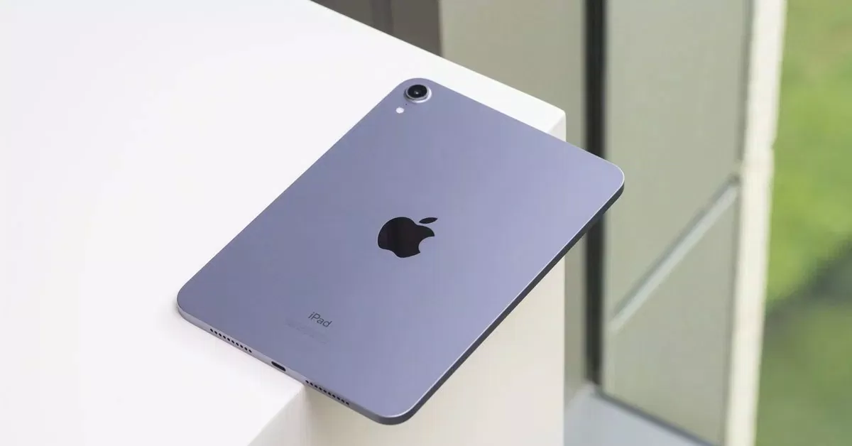 iPad mini 6 có kích thước khá nhỏ gọn tiện lợi để bạn có thể đem đi bất cứ đâu (Ảnh: Internet)