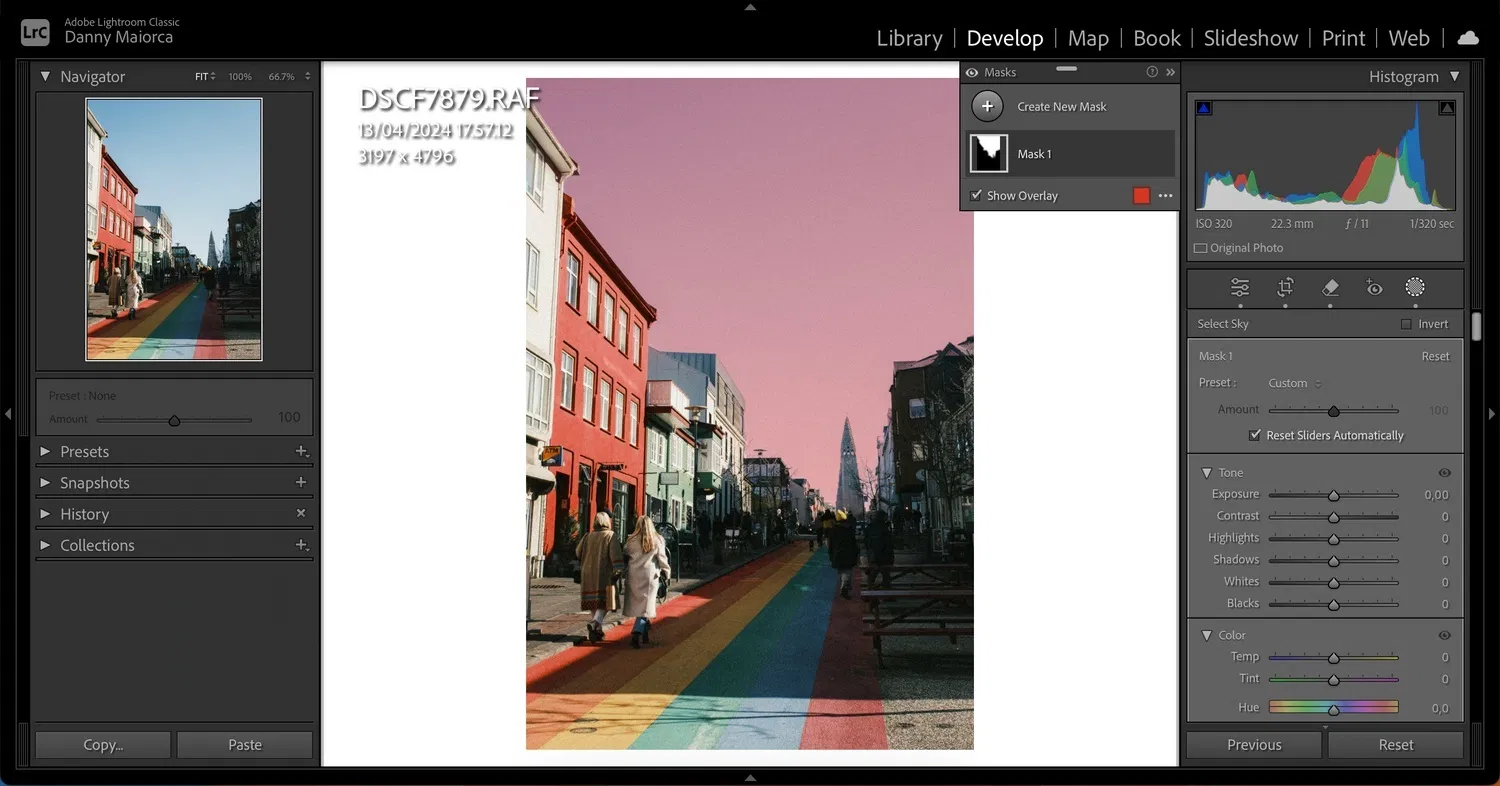 Chọn phần hình ảnh bầu trời trong Adobe Lightroom (Ảnh: Internet) Chọn phần hình ảnh bầu trời trong Adobe Lightroom (Ảnh: Internet)