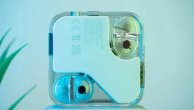 Mặt đáy của hộp đựng tai nghe Nothing Ear 2 (Ảnh: Internet) Mặt đáy của hộp đựng tai nghe Nothing Ear 2 (Ảnh: Internet)