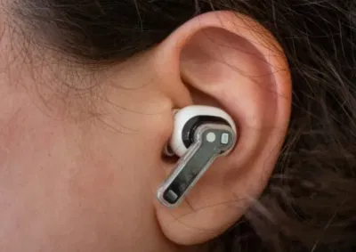 Tai nghe Nothing Ear 2 trong tai (Ảnh: Internet) Tai nghe Nothing Ear 2 trong tai (Ảnh: Internet)