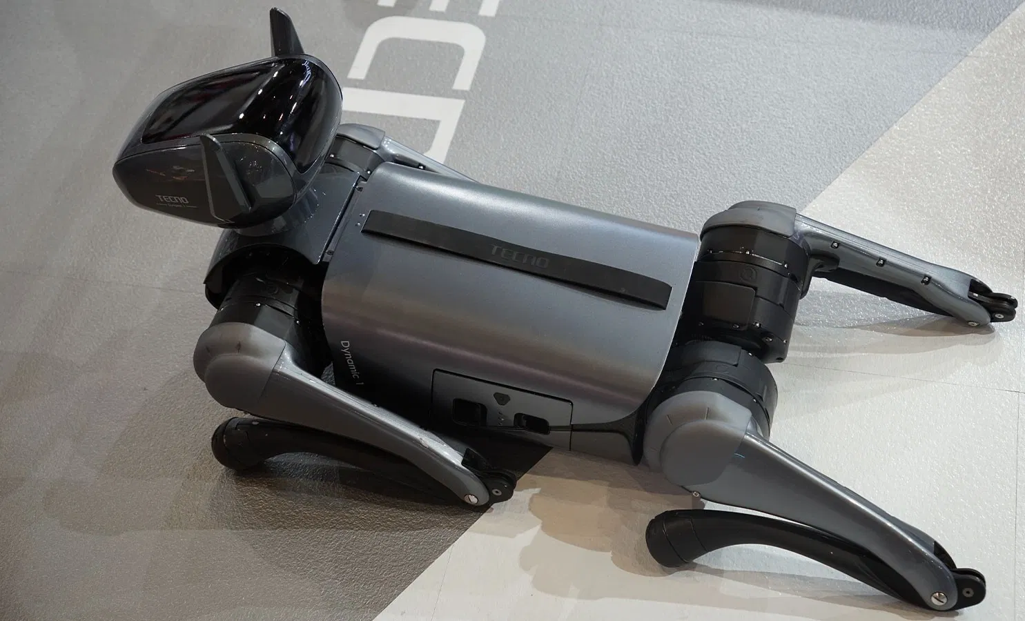 Tecno Dynamic 1 cung cấp hiệu năng mạnh mẽ là chip 8 nhân cùng bộ nhớ trong 64GB (Ảnh: Internet) Tecno Dynamic 1 cung cấp hiệu năng mạnh mẽ là chip 8 nhân cùng bộ nhớ trong 64GB (Ảnh: Internet)