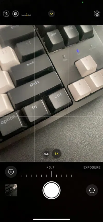 Điều chỉnh độ phơi sáng của camera trên iPhone (Ảnh: Internet) Điều chỉnh độ phơi sáng của camera trên iPhone (Ảnh: Internet)
