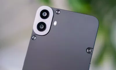 CMF Phone 1 được trang bị cảm biến chính 50MP, khẩu độ f/1.8, nhưng lại không có ống kính góc siêu rộng (Ảnh: Internet) CMF Phone 1 được trang bị cảm biến chính 50MP, khẩu độ f/1.8, nhưng lại không có ống kính góc siêu rộng (Ảnh: Internet)