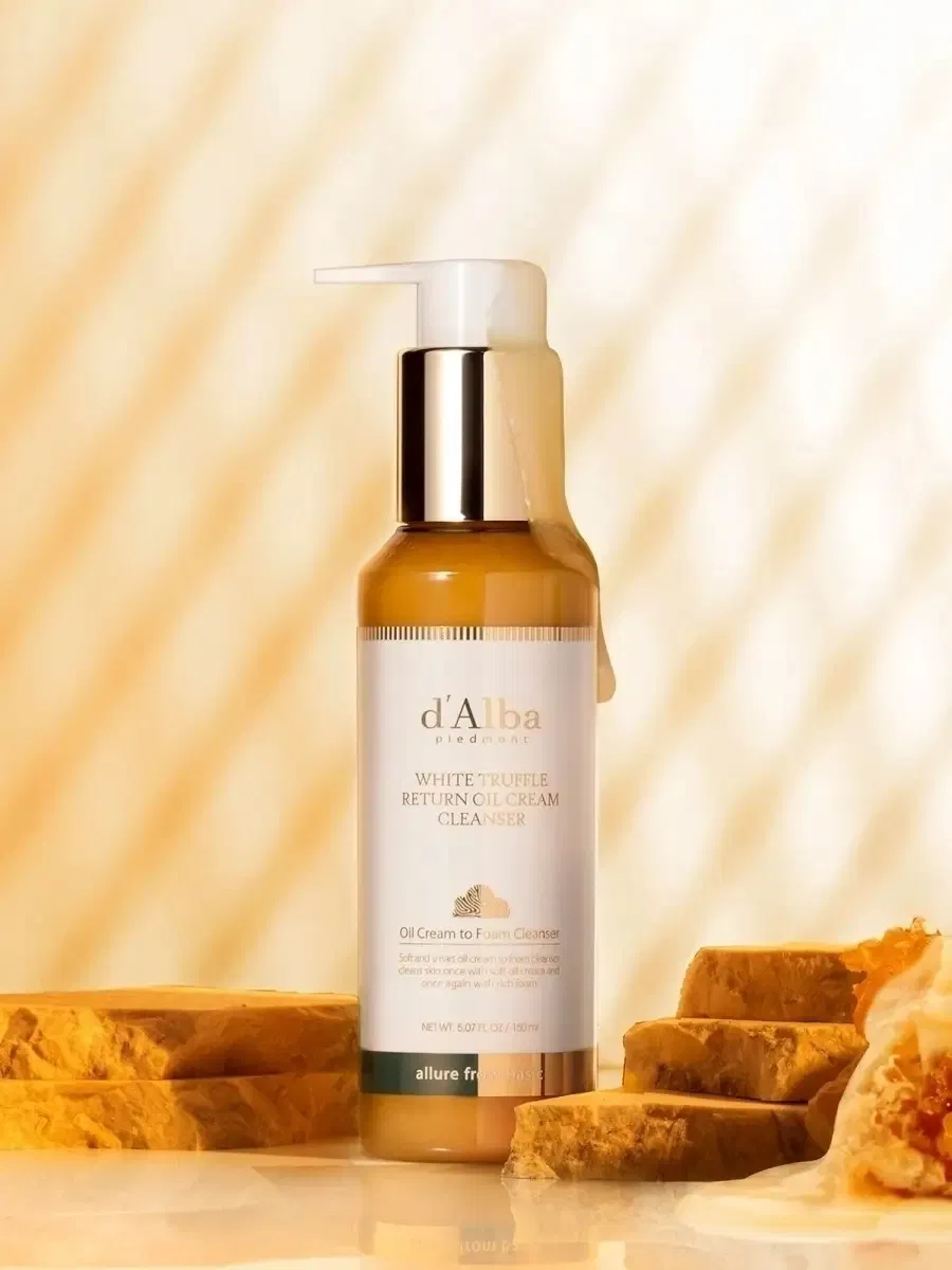 Review dầu rửa mặt tạo bọt thuần chay dAlba White Truffle Return Oil Cream Cleanser: Có tốt như lời đồn? bao bì chống oxy hóa công dụng d Alba d Alba White Truffle Return Oil Cream Cleanser dầu rửa mặt Dầu rửa mặt d Alba White Truffle Return Oil Cream Cleanser dầu rửa mặt tạo bọt thuần chay d Alba White Truffle Return Oil Cream Cleanser dưỡng ẩm giá bao nhiêu Khách hàng kháng khuẩn làm đẹp làm sạch da làm sạch lớp makeup ngừa mụn nhược điểm Phân tích Phân tích thành phần chính Review dầu rửa mặt d Alba rửa mặt Skincare tạo bọt thành phần thành phần chính thiết kế thông tin thuần chay thương hiệu