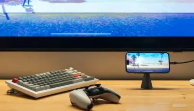iPhone 15 Pro Max kết nối với màn hình ngoài để chơi game (Ảnh: Internet) iPhone 15 Pro Max kết nối với màn hình ngoài để chơi game (Ảnh: Internet)