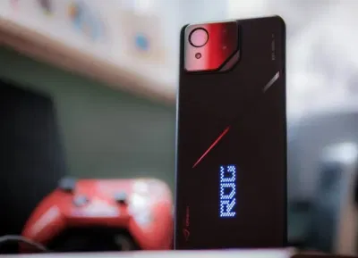 Điện thoại ASUS ROG Phone 8 (Ảnh: Internet) Điện thoại ASUS ROG Phone 8 (Ảnh: Internet)