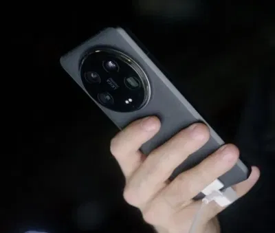 Điện thoại Xiaomi 14 Ultra (Ảnh: Internet) Điện thoại Xiaomi 14 Ultra (Ảnh: Internet)