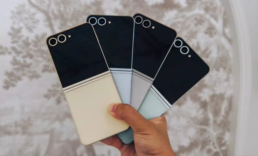 Điện thoại Galaxy Z Flip 6 với các tùy chọn màu sắc khác nhau (Ảnh: Internet)
