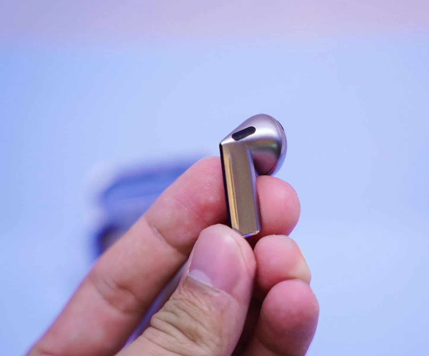 Galaxy Buds 3 series sở hữu thiết kế dạng cuống đầy thanh lịch và hiện đại (Ảnh: Internet) Galaxy Buds 3 series sở hữu thiết kế dạng cuống đầy thanh lịch và hiện đại (Ảnh: Internet)