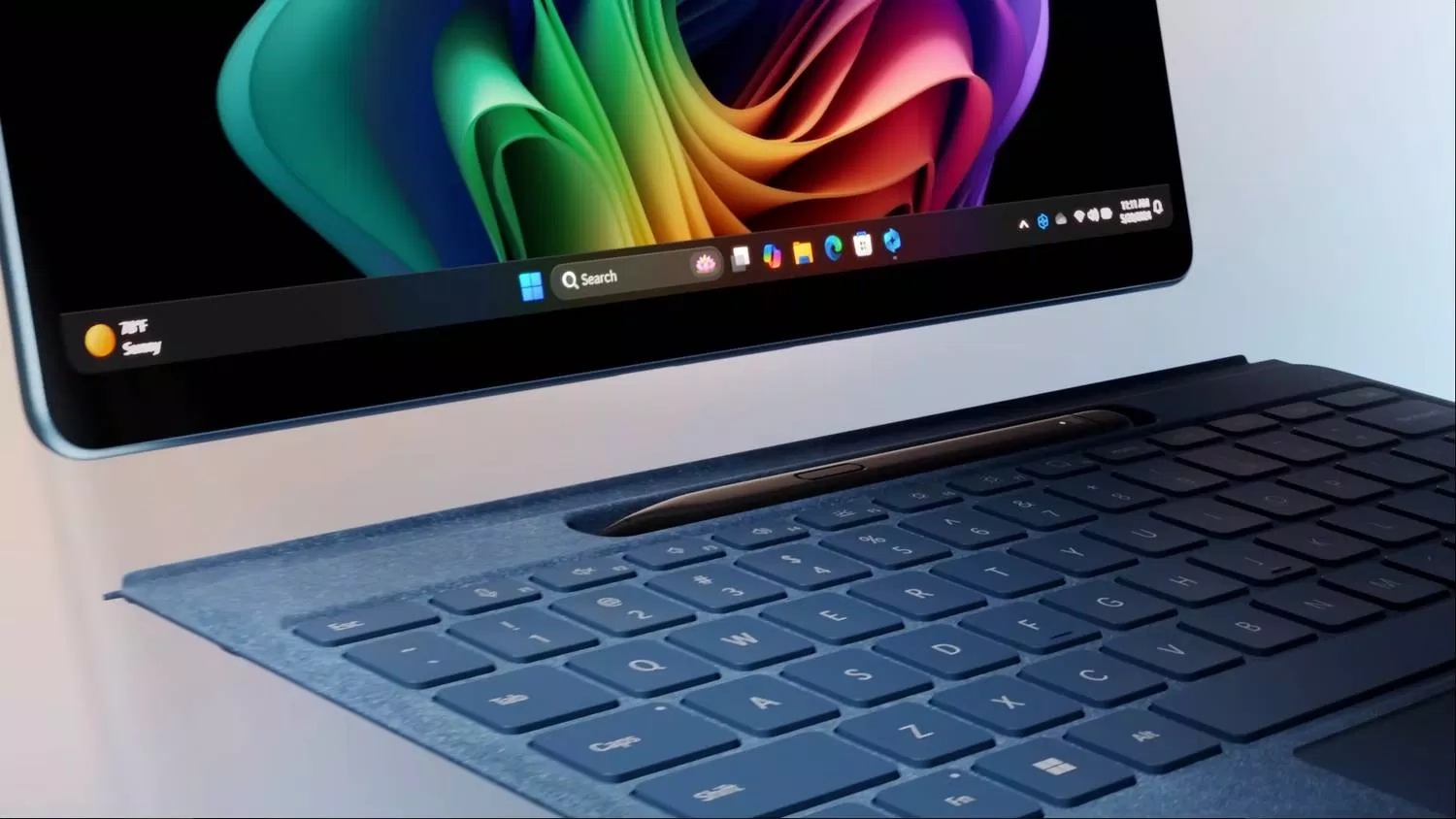 Bàn phím của Microsoft dành cho máy tính bảng Surface Pro 11 và bút cảm ứng Slim Pen (Ảnh: Internet)