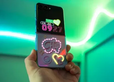Ốp lưng Flipsuit của Samsung cho điện thoại Galaxy Z Flip 6 (Ảnh: Internet) Ốp lưng Flipsuit của Samsung cho điện thoại Galaxy Z Flip 6 (Ảnh: Internet)