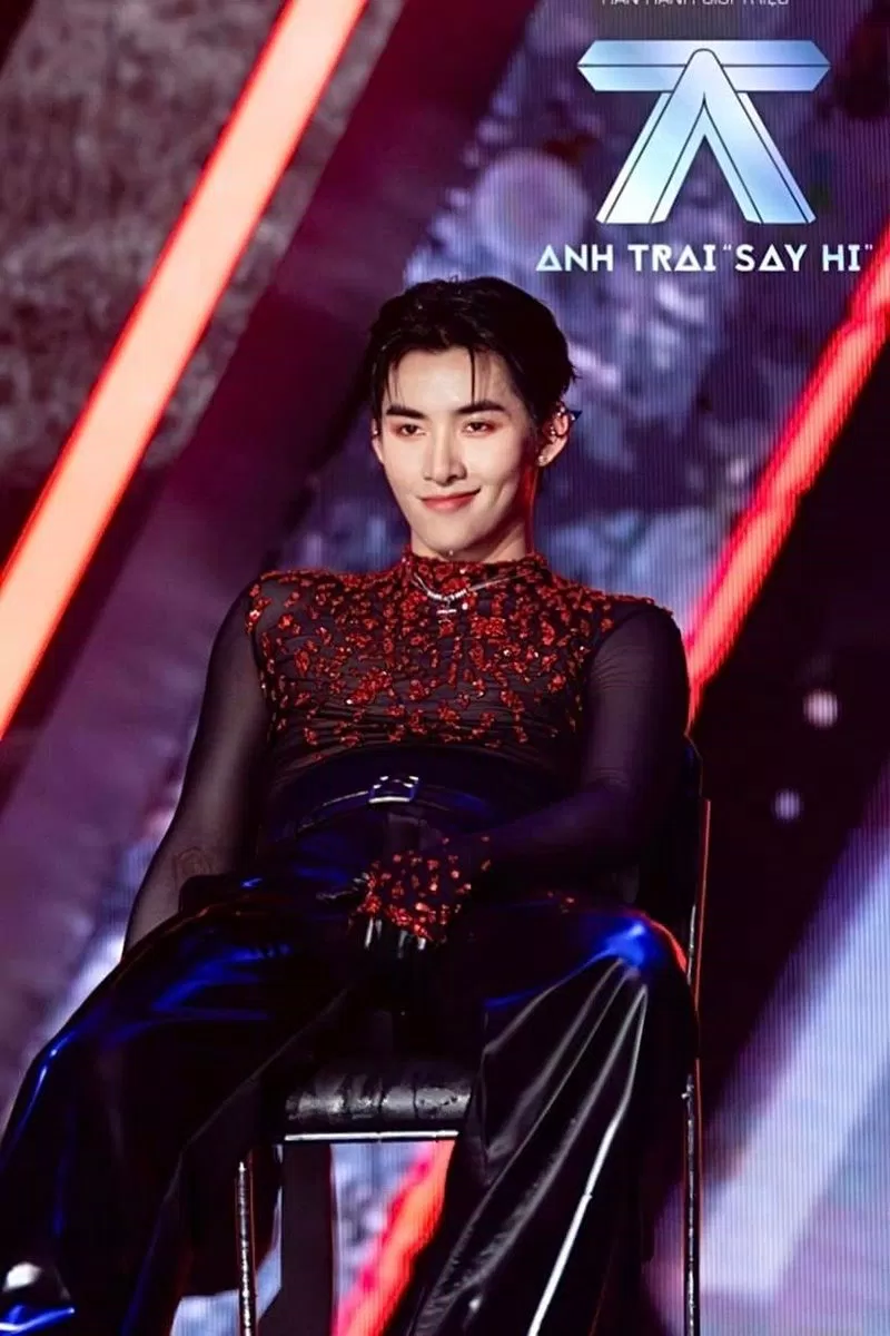 Từ chối debut ở Trung Quốc, Gemini Hùng Huỳnh quyết định tham gia Anh Trai Say Hi (Ảnh: Internet) Từ chối debut ở Trung Quốc, Gemini Hùng Huỳnh quyết định tham gia Anh Trai Say Hi (Ảnh: Internet)