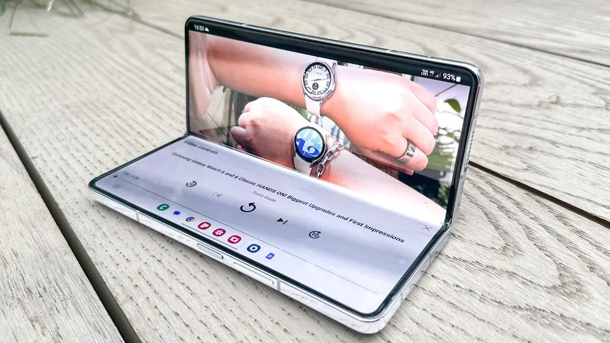 Samsung Galaxy Z Fold 6