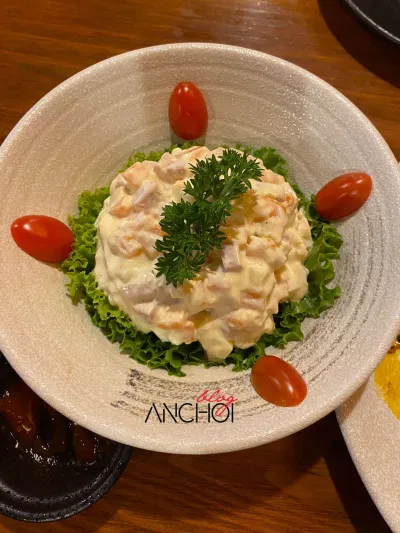 Món salad Nga tại Xưởng Bia Restaurant (nguồn: BlogAnChoi)