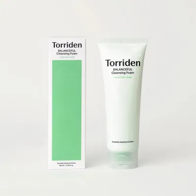 Sữa rửa mặt Torriden Balanceful Cleansing Foam
