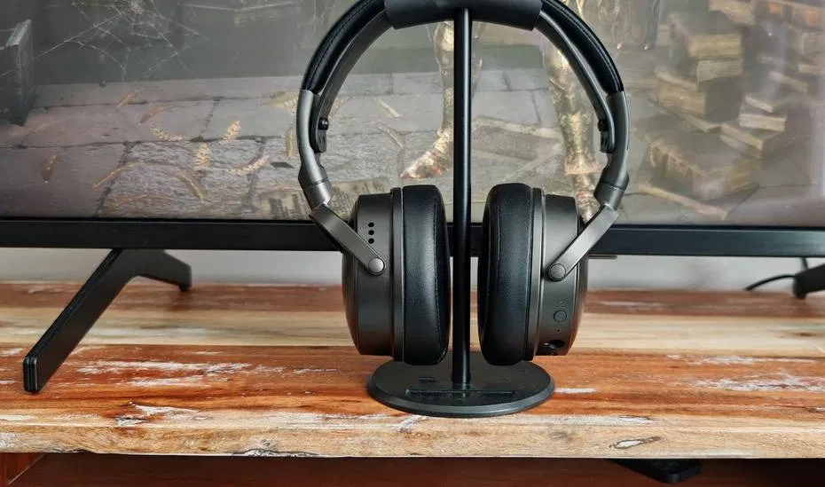 Tai nghe chơi game Audeze Maxwell (Ảnh: Internet) Tai nghe chơi game Audeze Maxwell (Ảnh: Internet)