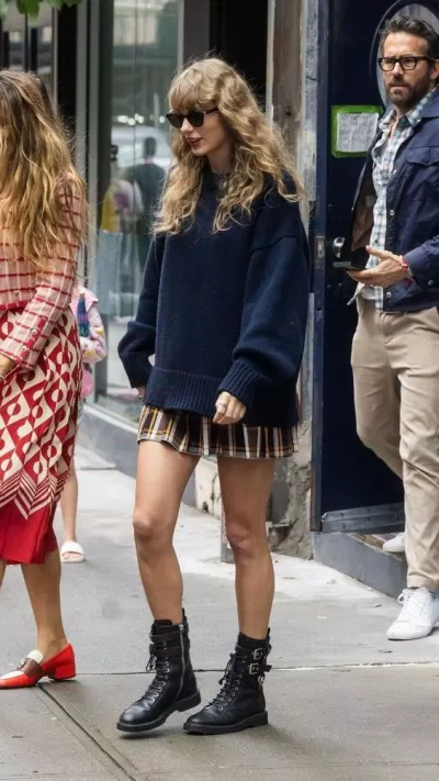Taylor Swift xuống phố với bộ trang phục mùa thu ấm áp (Ảnh: Internet).