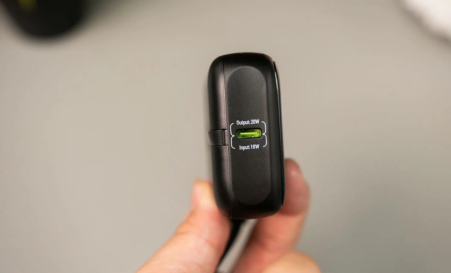 TRANYOO T-K14 hỗ trợ các chuẩn sạc phổ biến như Power Delivery và Quick Charge (Ảnh: Internet) TRANYOO T-K14 hỗ trợ các chuẩn sạc phổ biến như Power Delivery và Quick Charge (Ảnh: Internet)