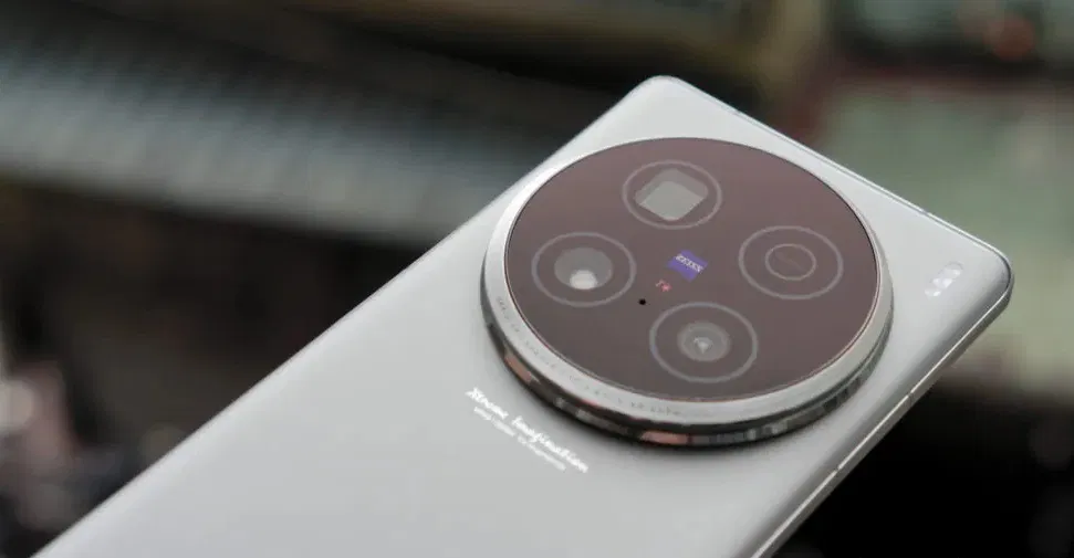 Camera sau của vivo X100 Ultra (Ảnh: Internet) Camera sau của vivo X100 Ultra (Ảnh: Internet)