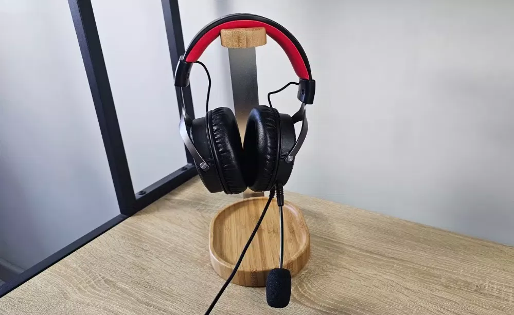 Tai nghe chơi game Redragon H520 Icon (Ảnh: Internet) Tai nghe chơi game Redragon H520 Icon (Ảnh: Internet)