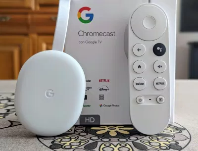 Chromecast (Ảnh: Internet) Chromecast (Ảnh: Internet)
