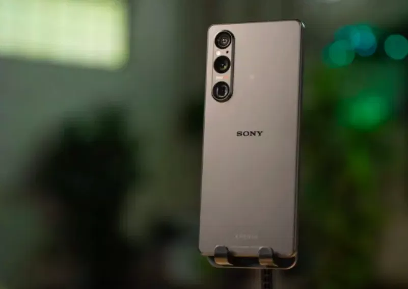 Điện thoại Sony Xperia 1 V (Ảnh: Internet)