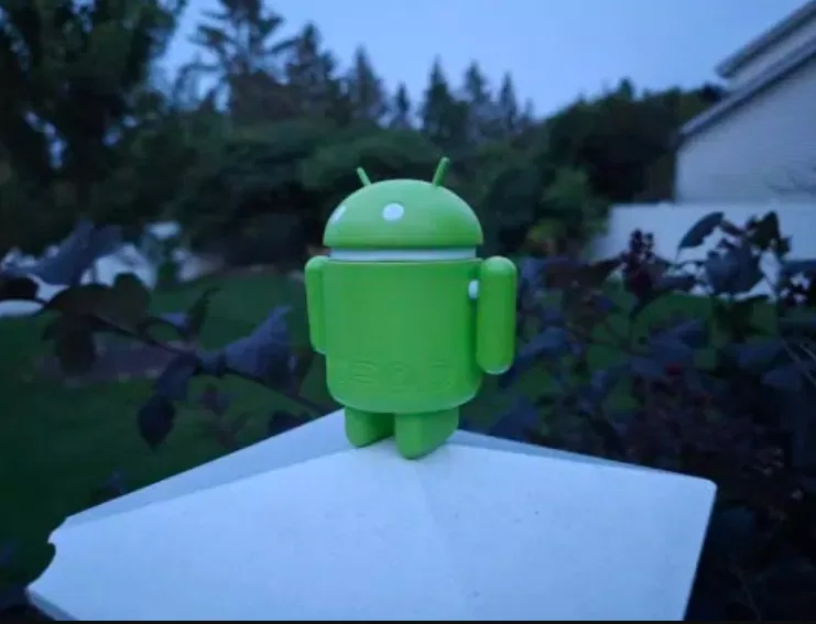 Ảnh chụp bằng điện thoại Galaxy Z Fold 6 với chế độ ban đêm (Ảnh: Internet) Ảnh chụp bằng điện thoại Galaxy Z Fold 6 với chế độ ban đêm (Ảnh: Internet)