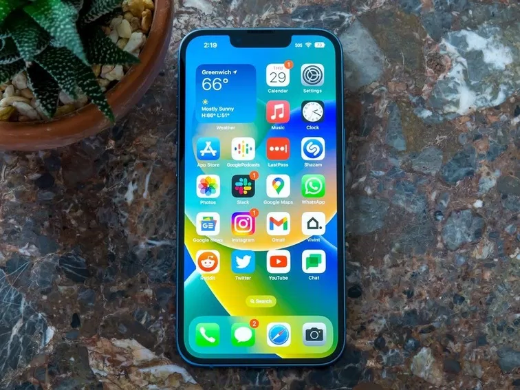 iPhone SE 2025 sẽ sử dụng lại khung máy của iPhone 14 (Ảnh: Internet) iPhone SE 2025 sẽ sử dụng lại khung máy của iPhone 14 (Ảnh: Internet)