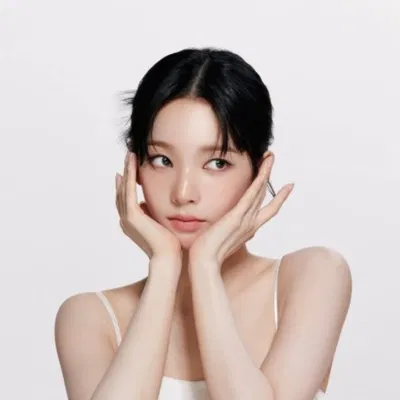 Karina trong chiến dịch làm đẹp của Musinsa Beauty (Ảnh: Internet)