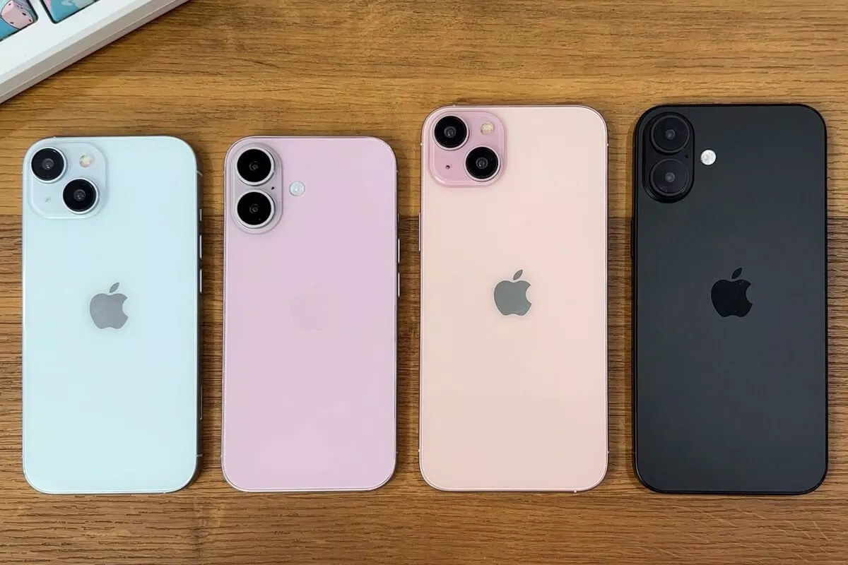 iPhone 16 series chính là thiết kế cụm camera hoàn toàn mới. Thay vì bố cục truyền thống, ống kính chính và ống kính góc siêu rộng giờ đây được xếp chồng lên nhau theo chiều dọc (Ảnh: Internet) iPhone 16 series chính là thiết kế cụm camera hoàn toàn mới. Thay vì bố cục truyền thống, ống kính chính và ống kính góc siêu rộng giờ đây được xếp chồng lên nhau theo chiều dọc (Ảnh: Internet)