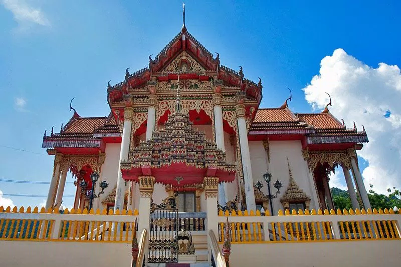 Đền Wat Patong - Ngôi đền với lối kiến trúc độc đáo tại Phuket (Ảnh: Internet)