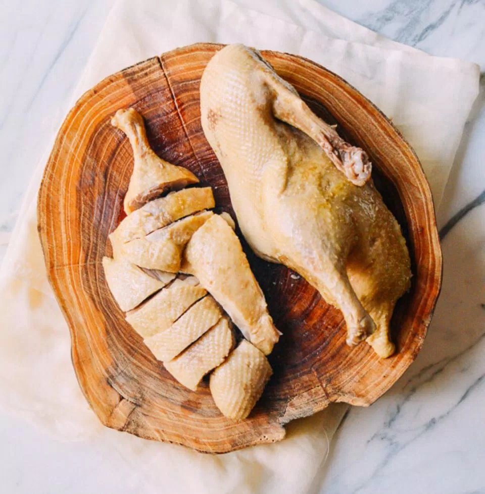 8 món ăn nên kiêng tháng 7 Âm lịch để tránh cô hồn ghé thăm kiêng kỵ tháng 7 âm lịch kiêng kỵ tháng cô hồn món ăn quả chuối Quả lê tháng 7 âm lịch Tháng cô hồn